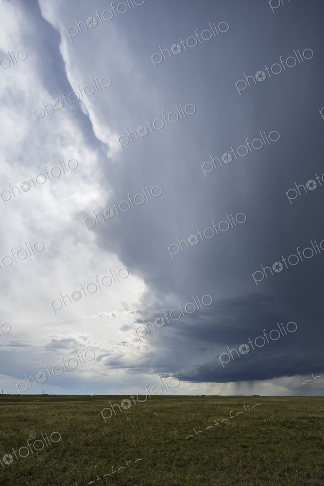 A Developing Supercell, clouds in the sky, a gathering storm.