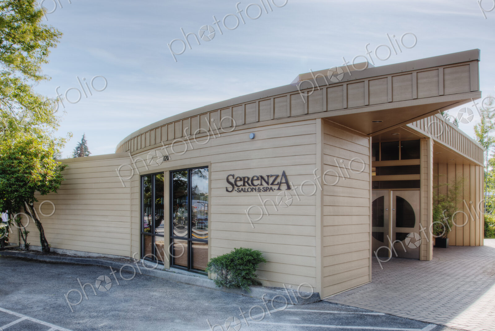 A beauty salon and spa, modern architecture,car parking, exterior.