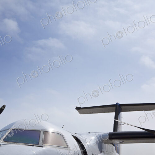 A plane with small twin propellers