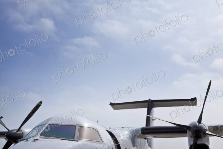 A plane with small twin propellers