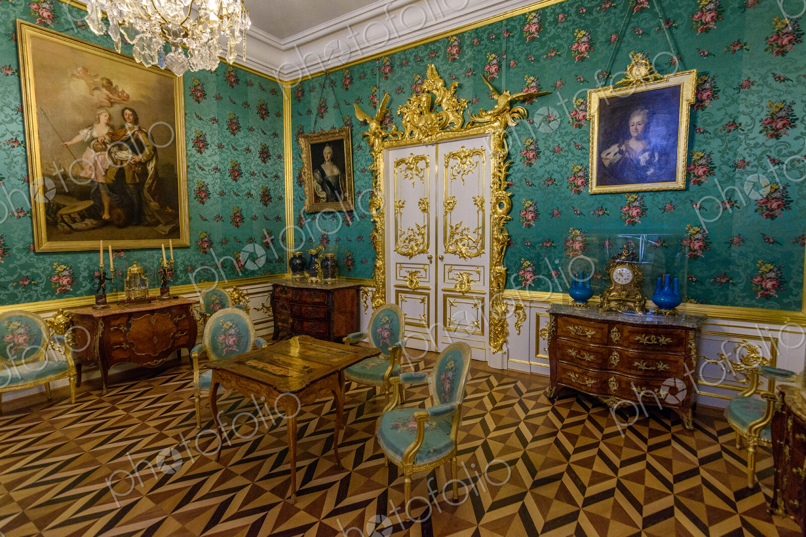 A state room in Peterhof 18th century Baroque palace, furniture and parquet floor,…