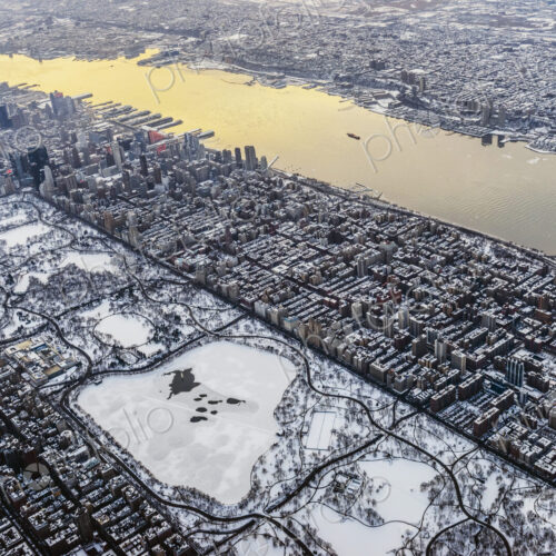 Aerial view of New York cityscape, New York, United States Aerial view of New York cityscape, New York, United States