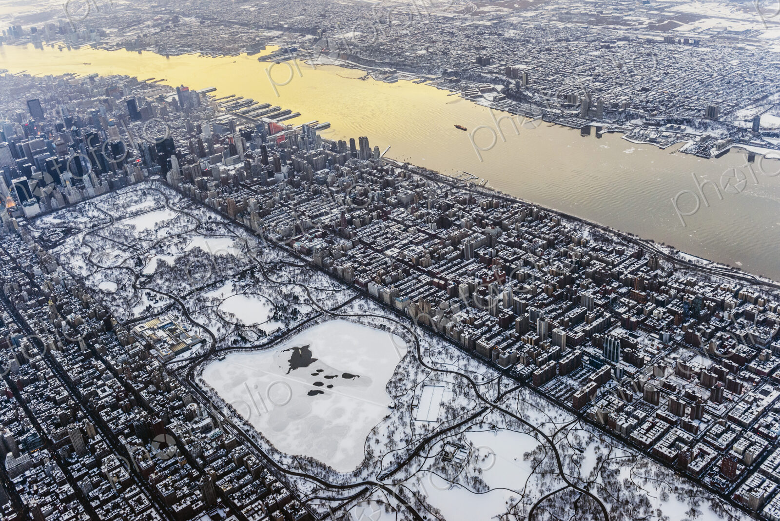 Aerial view of New York cityscape, New York, United States