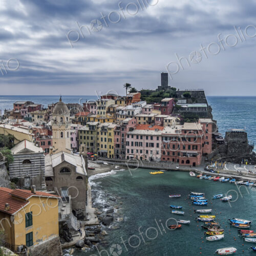 Aerial view of Vernazza cityscape and ocean, La Spezia, Italy