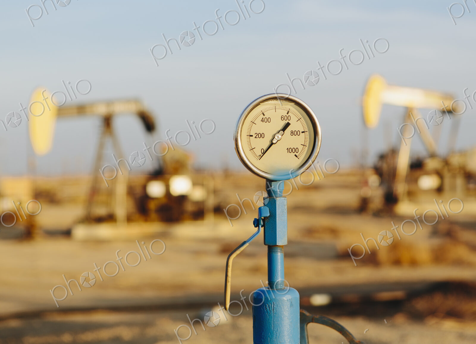 Air pressure gauge, oil rigs in background, Sunset-Midway oil fields, the largest in…