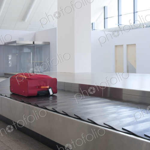 Airport Baggage Claim Airport Baggage Claim