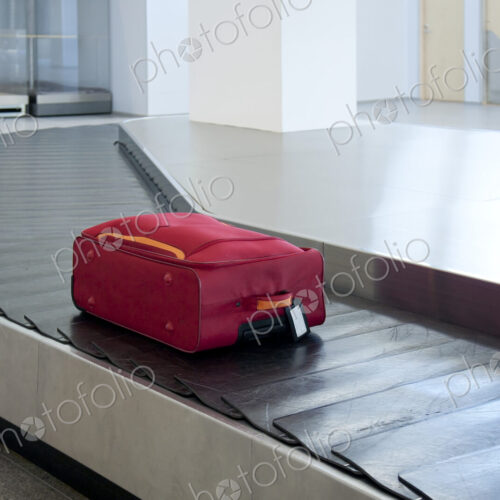 Airport Baggage Claim Airport Baggage Claim