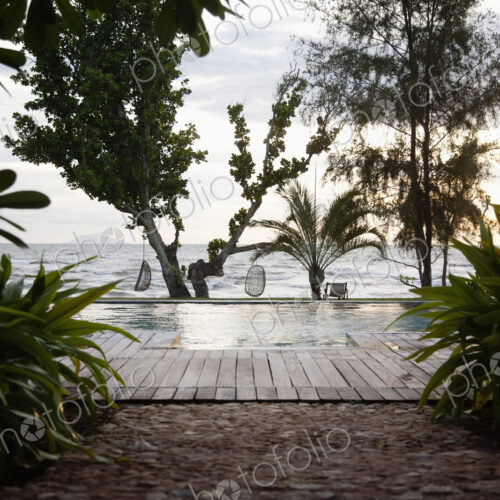 An infinity pool on the coastline of the Gulf of Thailand.