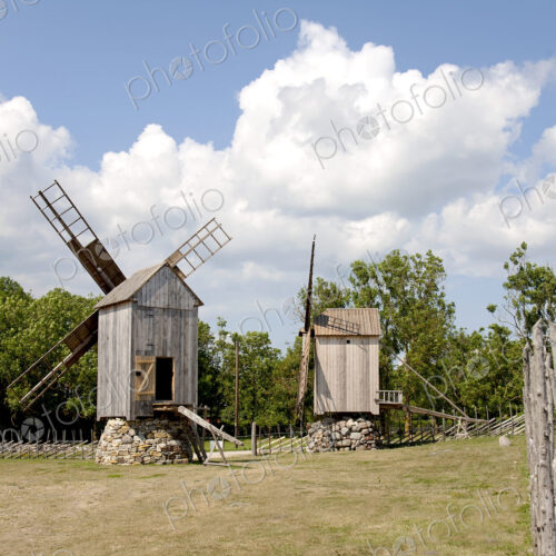 Angla Windmills