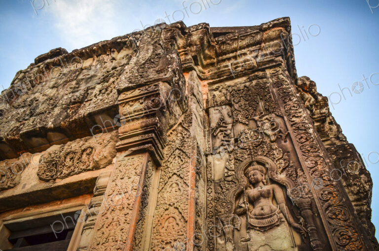 Ankor Wat, a 12th century historic Khmer temple and UNESCO world heritage site. Arches…