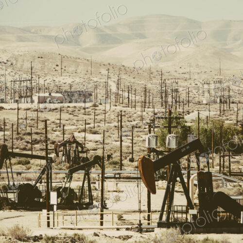 At the Midway-Sunset oil fields outside Bakersfield, crude oil is extracted from…