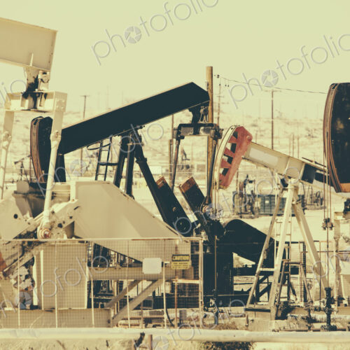 At the Midway-Sunset oil fields outside Bakersfield, crude oil is extracted from…