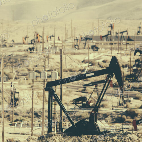 At the Midway-Sunset oil fields outside Bakersfield, crude oil is extracted from…