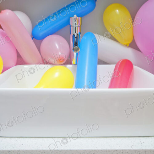 Balloons in a Sink