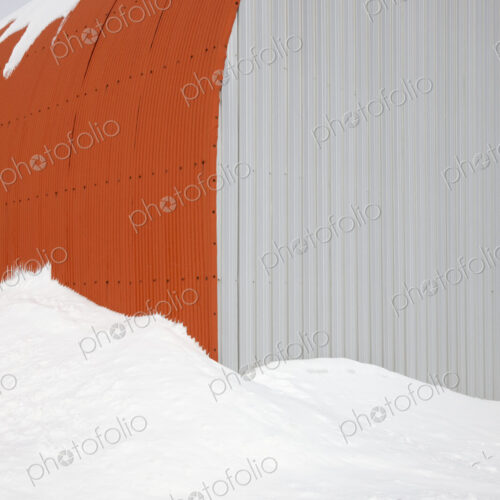 Barn in Snow Barn in Snow