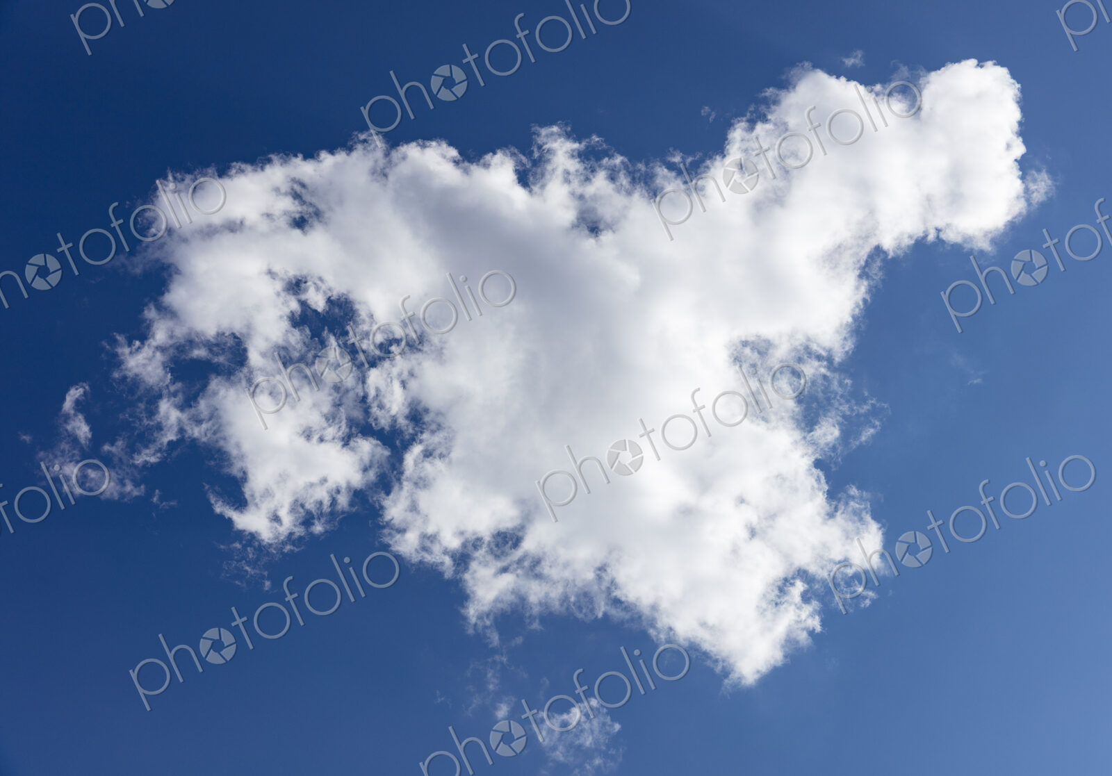 Blue sky and cumulus clouds