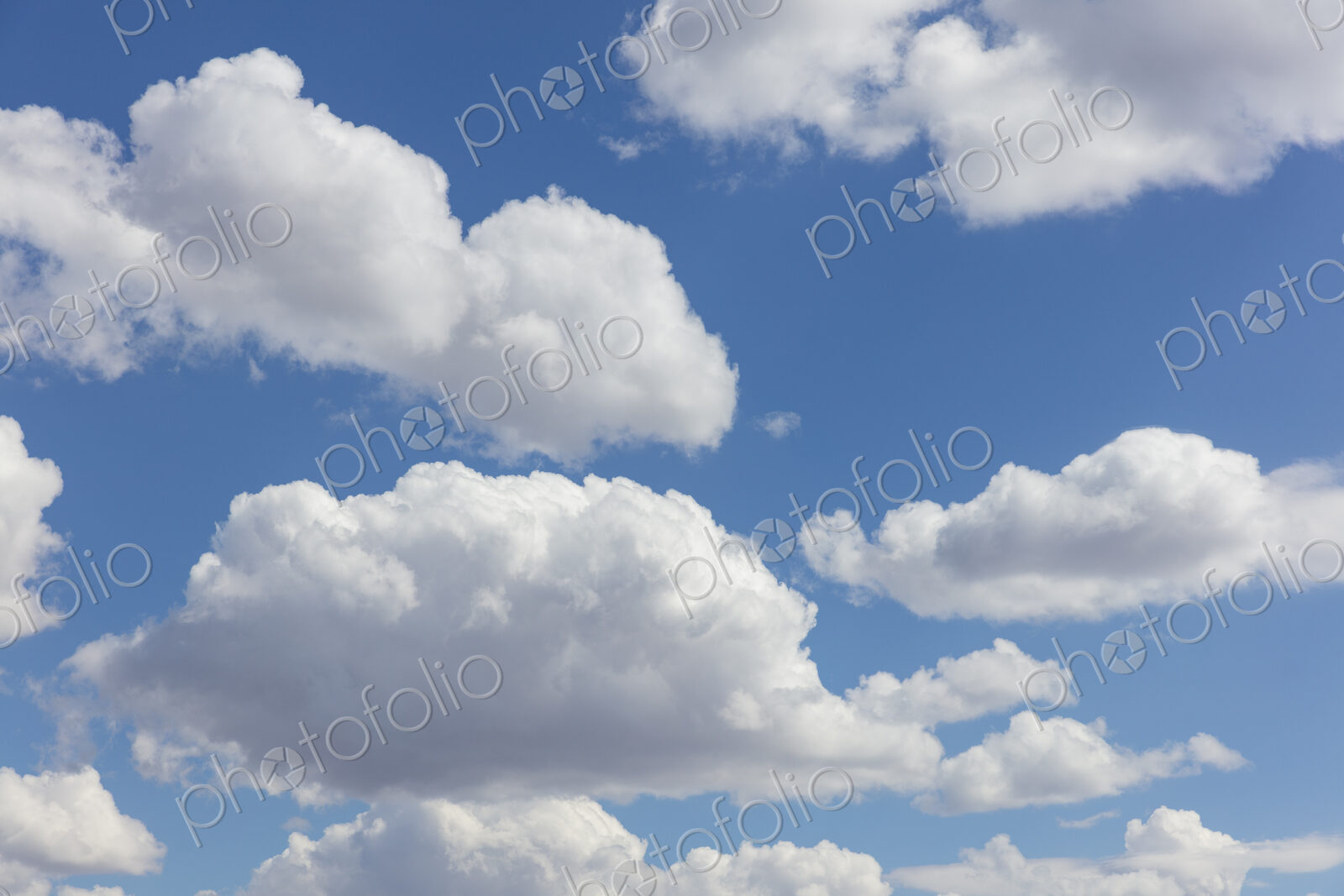 Blue sky and cumulus clouds
