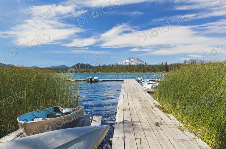 Boat moored along pier, Davis Lake, Bend, Oregon, United States