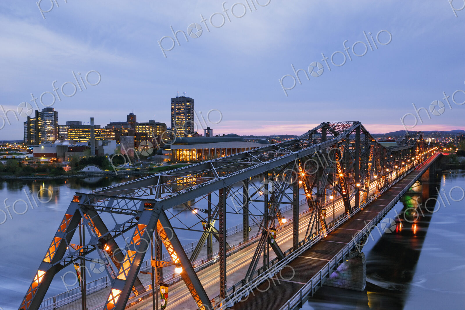 Bridge to City