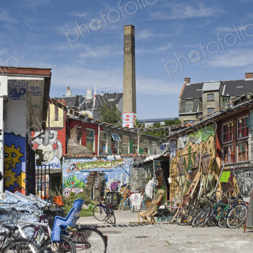 Buildings with Graffiti