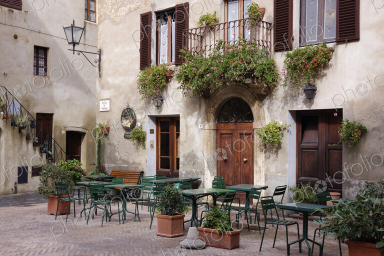 Cafe Seating in the Piazza di Spagna