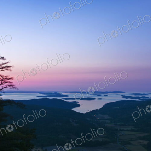 Canadaian Gulf Islands at Dawn Canadaian Gulf Islands at Dawn