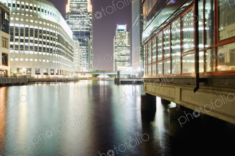 Canary Wharf at Night