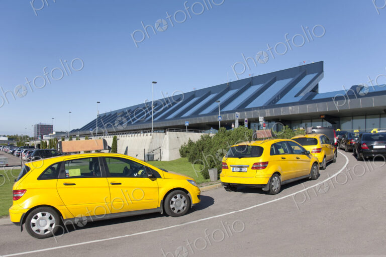 Cars Lining Up For Pickup at the Airport
