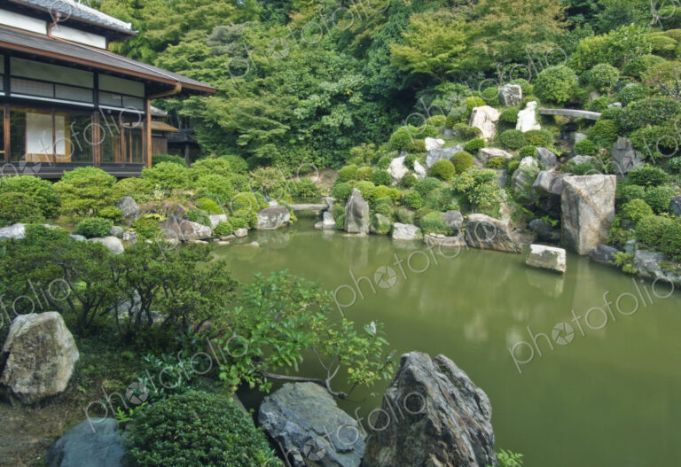 Chishaku-in Temple Garden