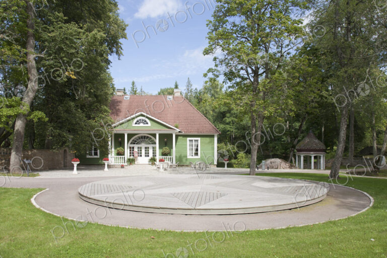 Circular Walkway