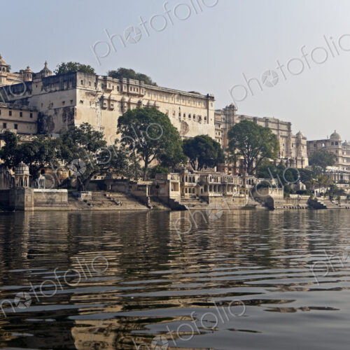 City Palace on Lake Pichola City Palace on Lake Pichola
