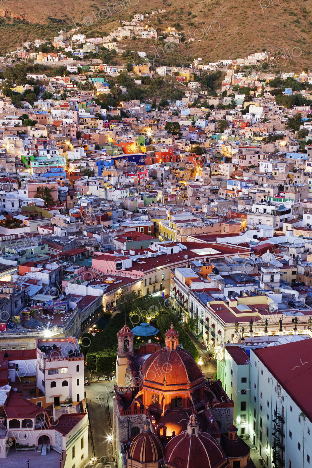 City Skyline, Overlook at the P?¡pila
