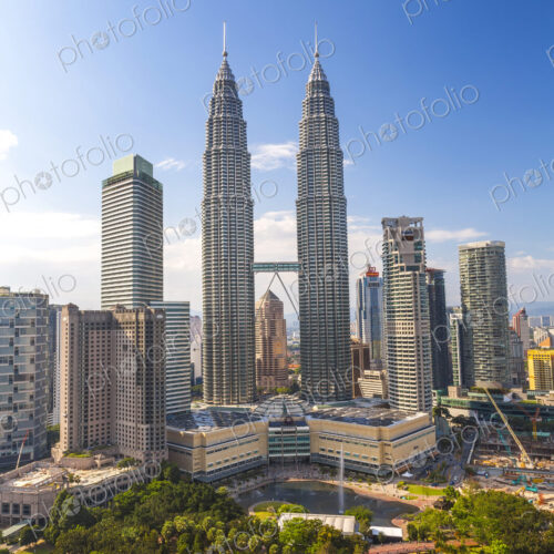 Cityscape of Kuala Lumpur with the Petronas Towers in the distance, Malaysia.