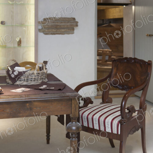 Classic Desk and Display Cases Classic Desk and Display Cases