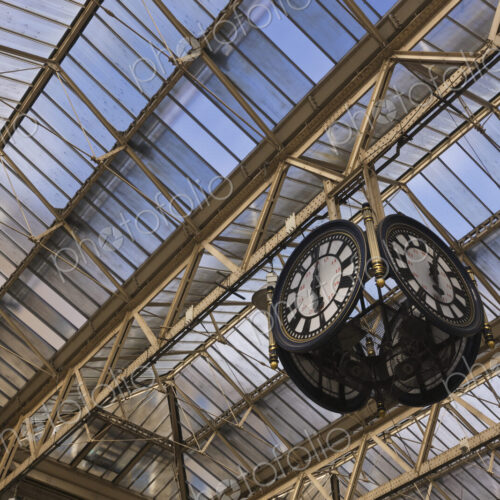 Clock in Waterloo Station Clock in Waterloo Station