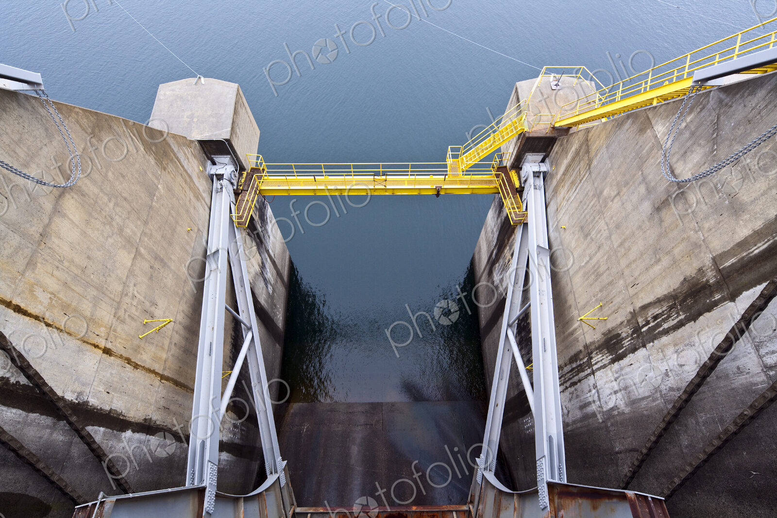 Closed Dam Floodgate