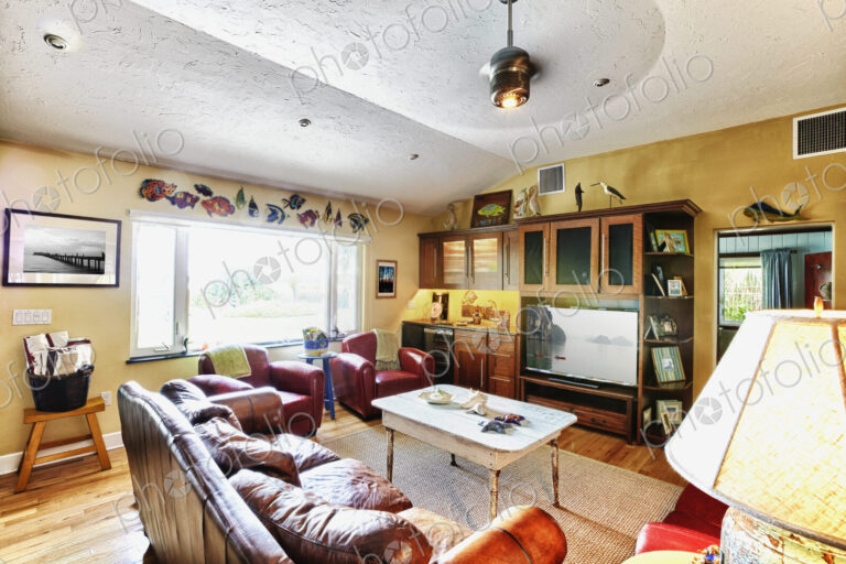 Comfortable Living Room