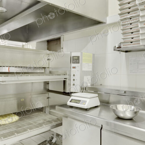 Commercial Kitchen Pizza Oven