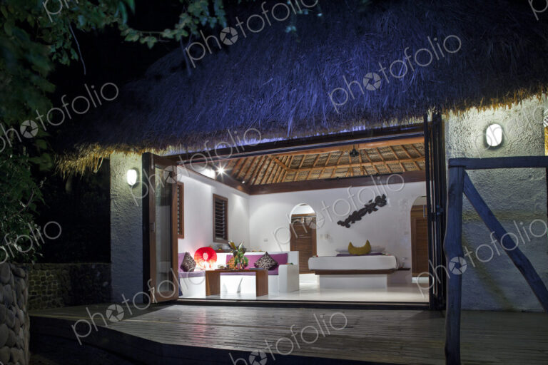 Contemporary Tropical Hut