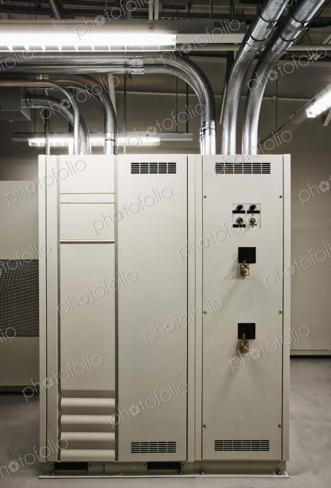 Control unit in computer server room