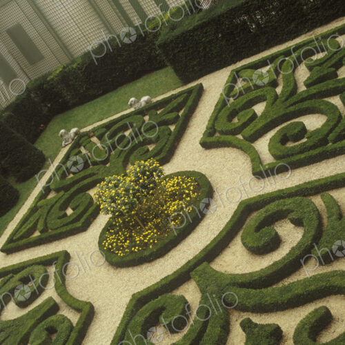 Courtyard Garden of the Musee de la Chasse