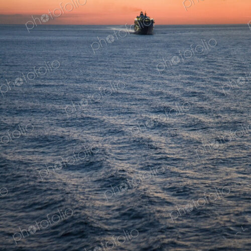 Cruise Ship Cruise Ship