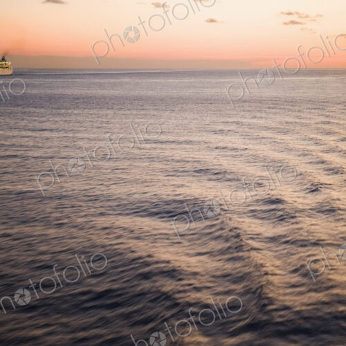 Cruise Ship Cruise Ship