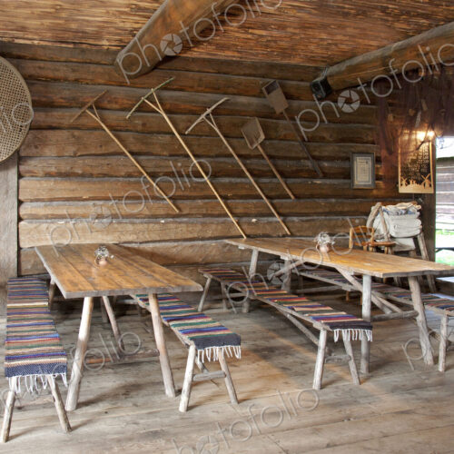 Dining Room With a Rustic Decor Dining Room With a Rustic Decor