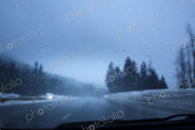 Driving on the rain and snow, Interstate 90, Snoqualmie Pass