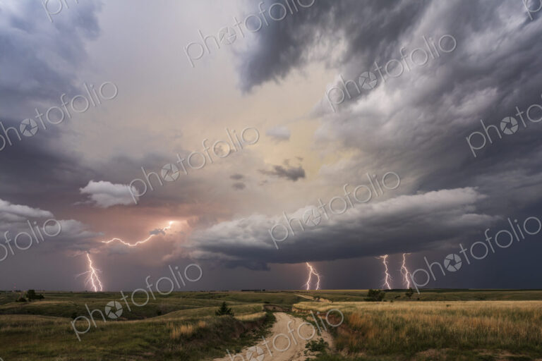 Dusk Lightning Show and Supercell