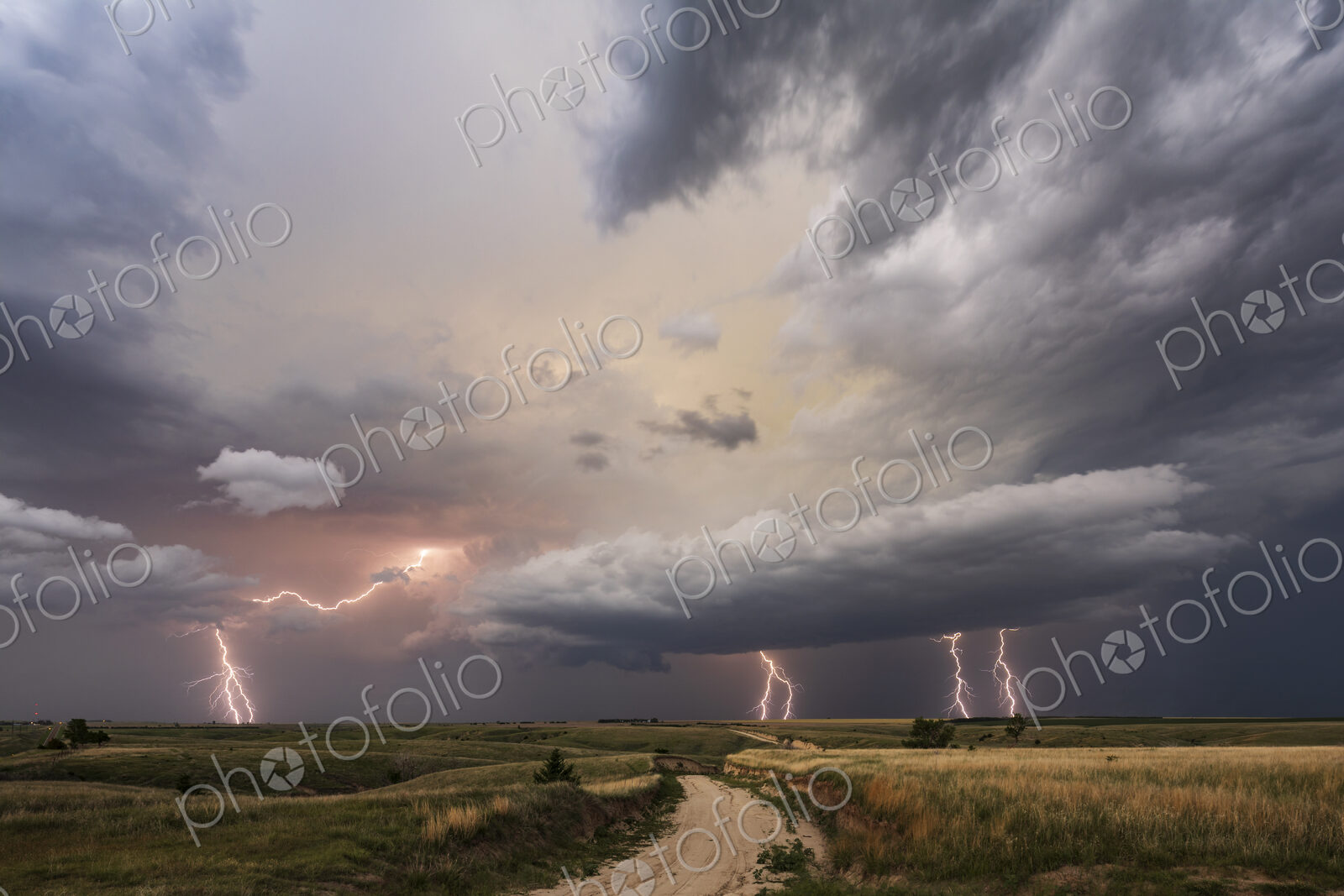Dusk Lightning Show and Supercell