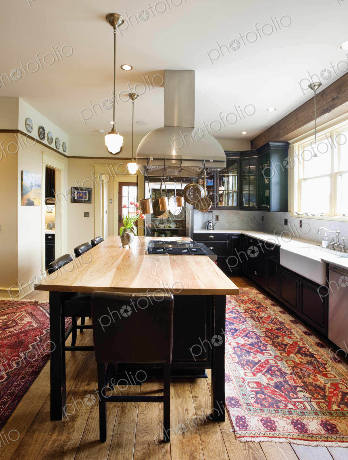 Eat-in Kitchen