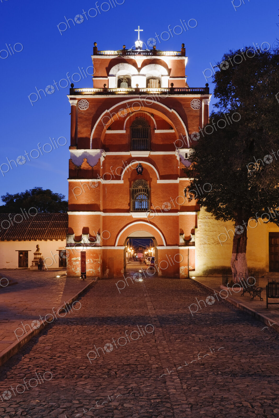 El Arco del Carmen at Dusk