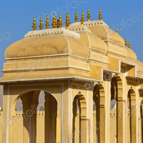 Elaborate Arch Structures in India Elaborate Arch Structures in India